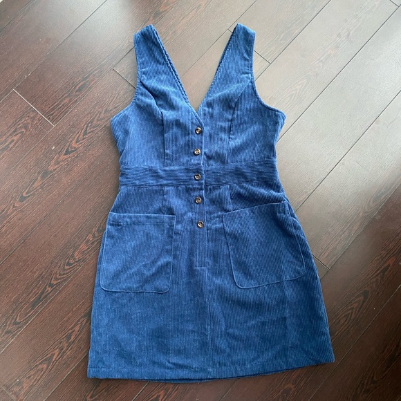 Emery Rose Single Breasted Patch Pocket Cord Overall Dress - Picture 4 of 5